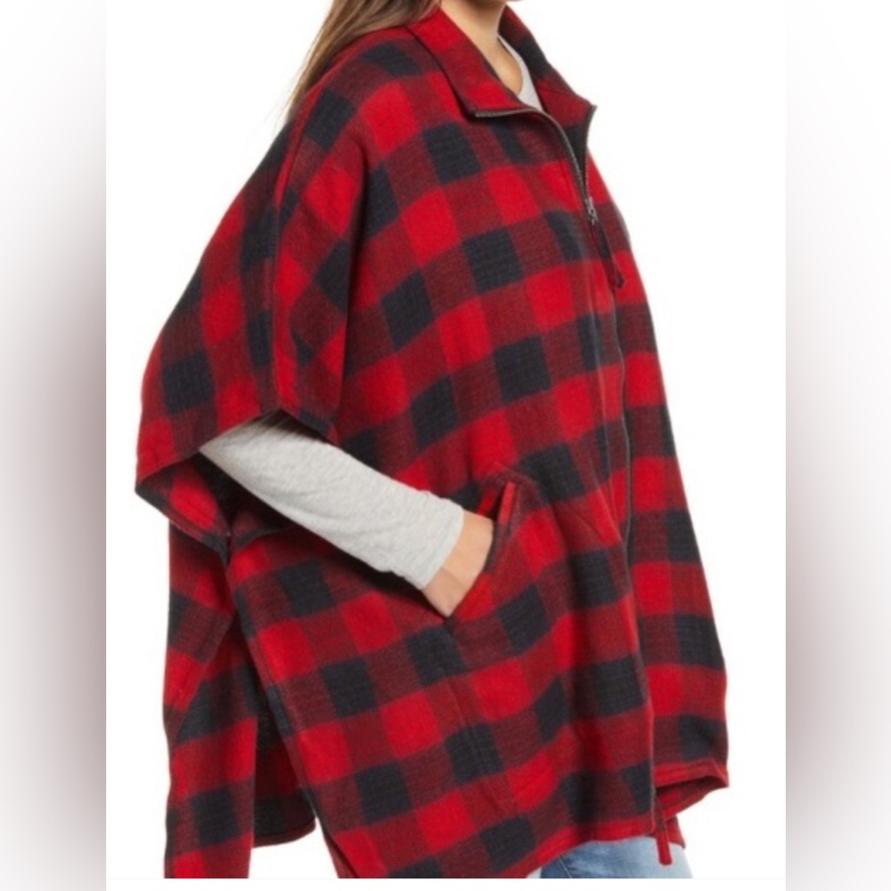 Treasure and Bond poncho NWT